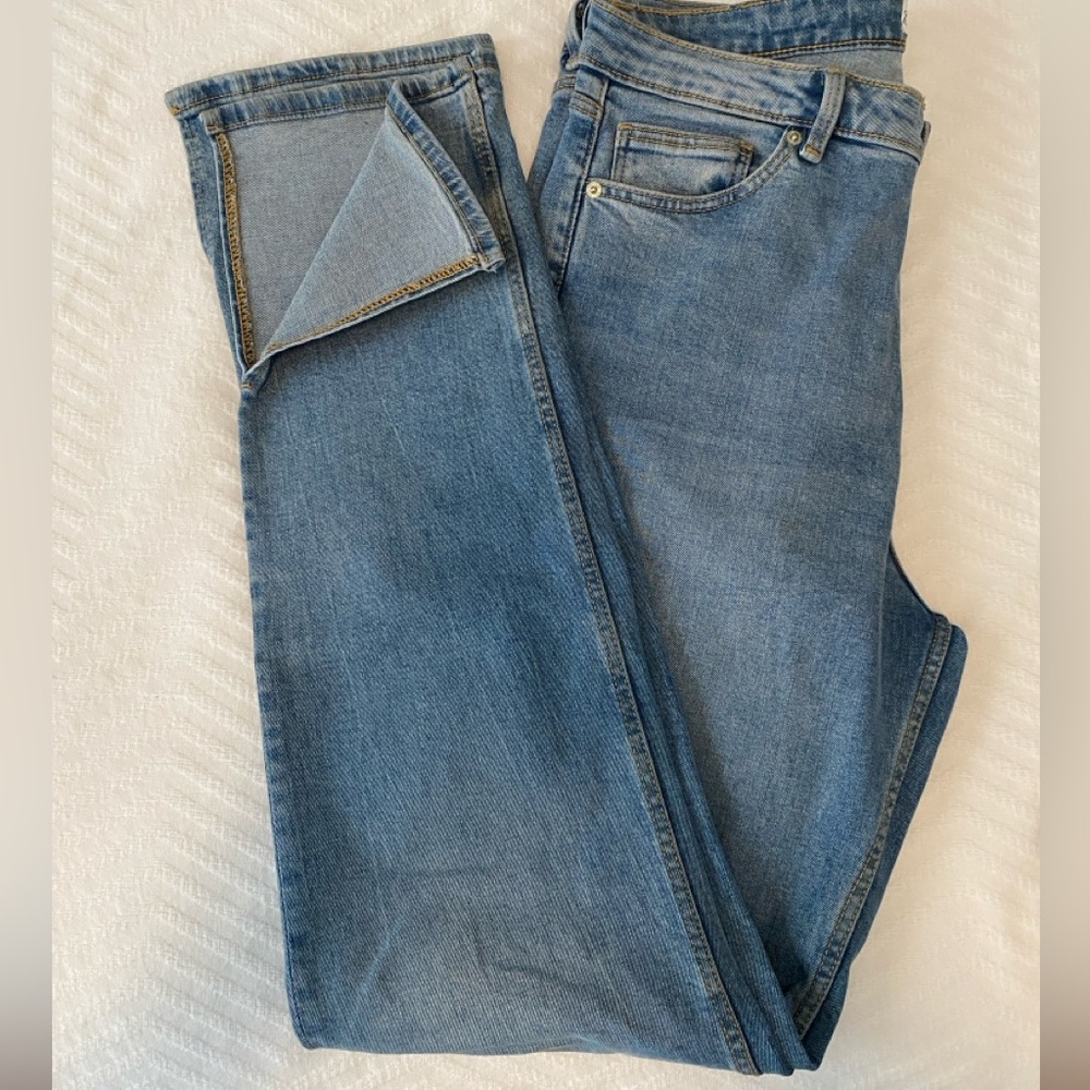Zara Straight Leg Split Hem Jeans - Light Blue